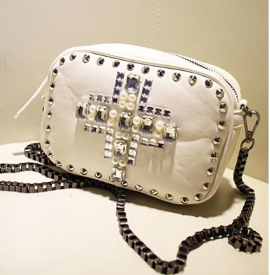 หมดค่ะ กระเป๋าLuluhouse รุ่น L79-02blwh/wh กระเป๋าสไตล์เกาหลี นำเข้าของแท้ 100% ค่ะ 